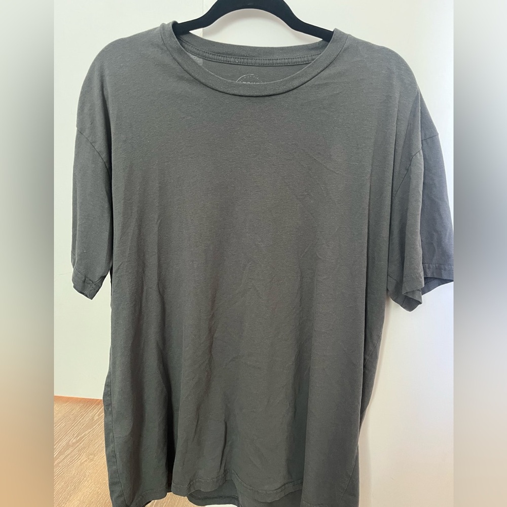 True Classic Gray Men's T-Shirt